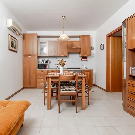 Greenmare - Spacious Terrace Apartament Marina di Ragusa